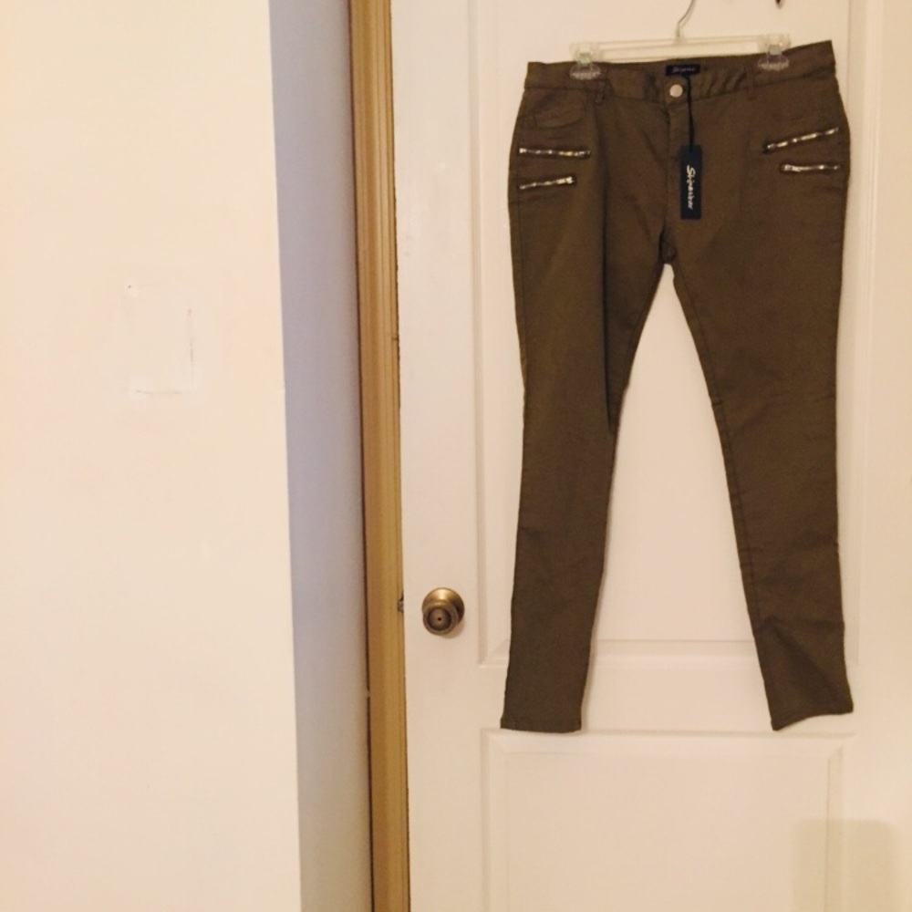 👖 GREEN CAPRI PANTS 👖